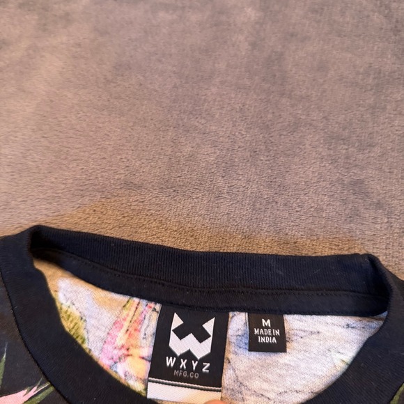 WXYZ MFG CO Black Tropical Floral Bird of Paradise Bamboo T Shirt Mens Medium - Picture 2 of 9